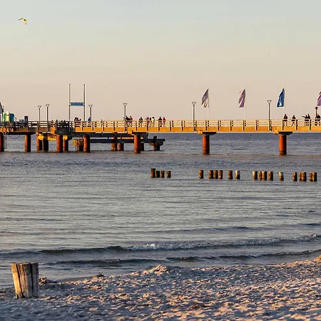 Kleine Freiheit An Der Seebruecke *